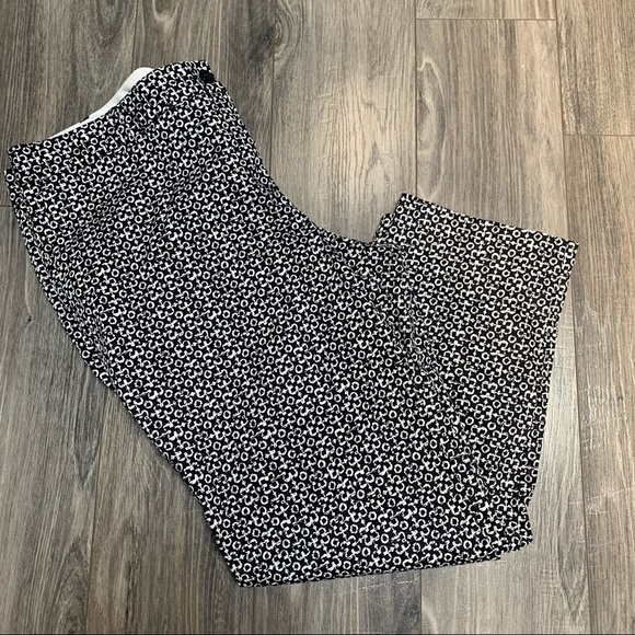 Van Huesan cropped fit ankle stretch capris career work casual size 18 - Picture 2 of 14